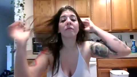 MissMona online show from March 29, 2026, 8:20 pm