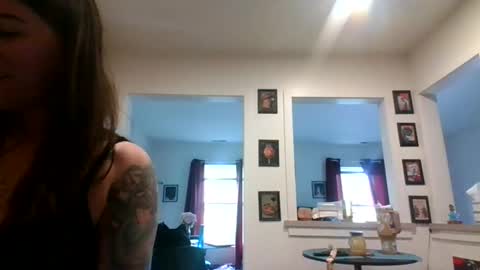 MissMona online show from May 9, 2026, 10:04 pm