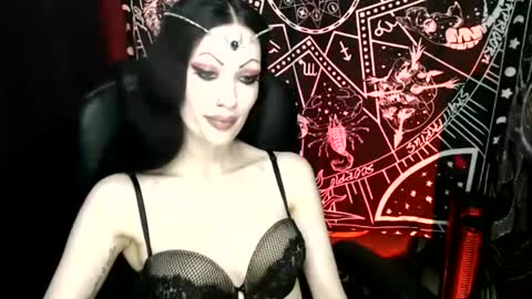 MissMoonDoll online show from January 4, 2025, 7:03 am