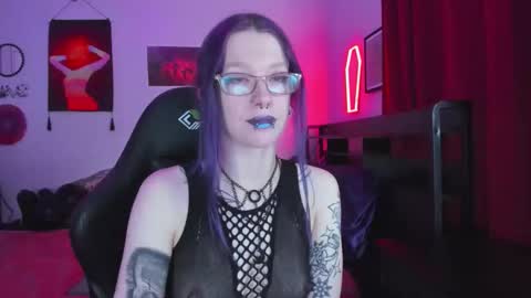 Mistress Nikki Vill online show from February 11, 2026, 2:49 am