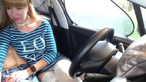 Olenka online show from September 29, 2025, 9:03 am