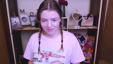 Olivia online show from January 25, 2025, 12:47 pm