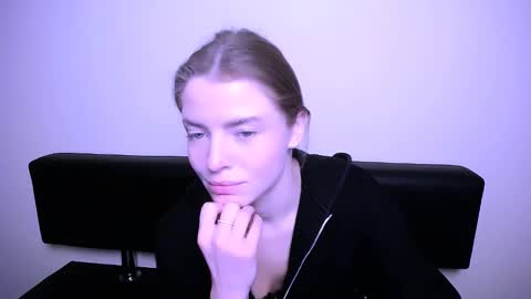 Olivia online show from January 31, 2025, 11:46 am