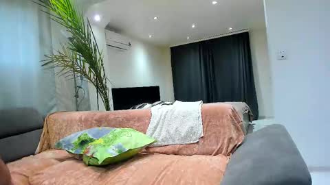 Snapshot of misspanthera chatting on February 15, 2026, 10:58 am Jennifer Johnny online show from February 15, 2026, 10:58 am