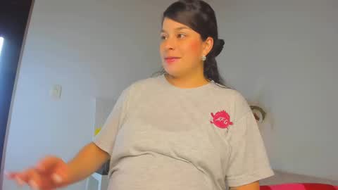 Snapshot of misspaulag chatting on February 10, 2025, 2:30 am misspaulag online show from February 10, 2025, 2:30 am