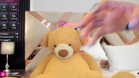 Pau Giraldo online show from February 1, 2025, 5:39 am