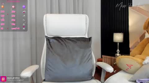 Pau Giraldo online show from February 20, 2025, 2:29 am