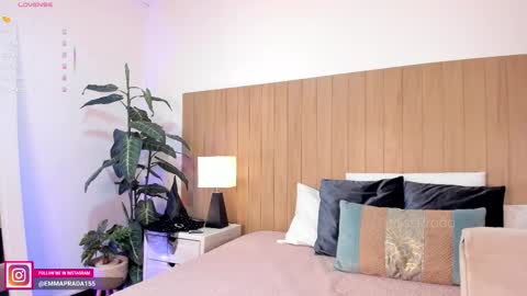 Emma Prada online show from October 29, 2025, 11:45 am