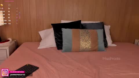 Emma Prada online show from November 21, 2025, 11:53 am