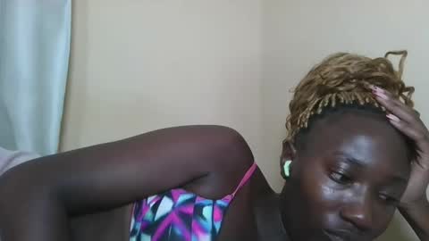 pretty gal online show from March 12, 2025, 3:24 am