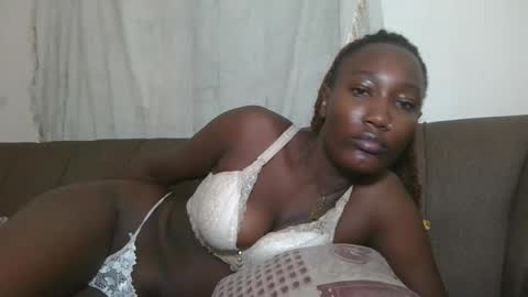 pretty gal online show from September 12, 2025, 10:59 am