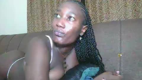 pretty gal online show from April 3, 2026, 7:34 pm