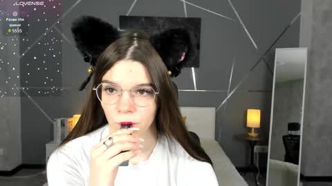 misss_evelyne online show from January 6, 2026, 1:20 am