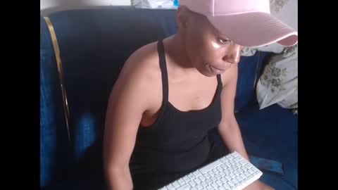 missthighsohmy online show from January 15, 2025, 7:55 pm