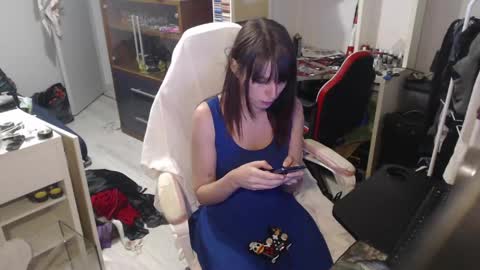 missthon online show from April 1, 2026, 1:41 pm