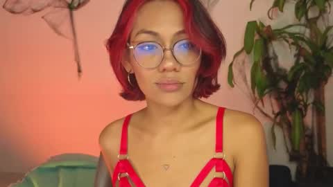 IG MISSVENUSS1 online show from October 22, 2025, 6:35 am