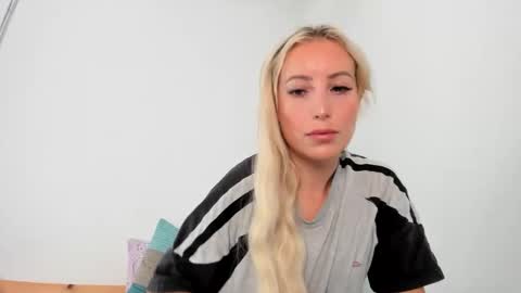 Snapshot of missy_matrix chatting on May 23, 2026, 9:46 am Missy matrix online show from May 23, 2026, 9:46 am