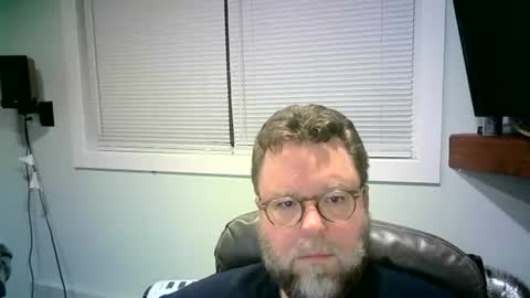 Mr. Happy online show from February 2, 2025, 6:04 am