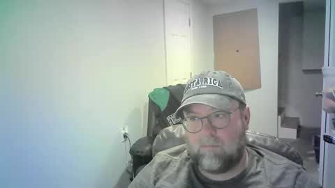 Mr. Happy online show from March 6, 2026, 6:21 am