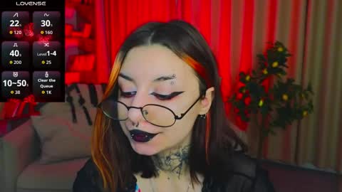 Marcelline online show from April 22, 2026, 1:30 am