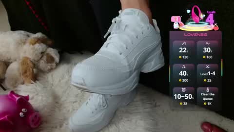 mistress_angelina777 online show from September 27, 2025, 9:09 pm