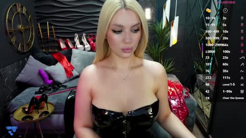 Darsy online show from February 8, 2025, 1:54 pm