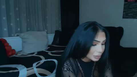 mistress_meryem online show from June 17, 2026, 10:00 pm