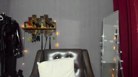 Mistress Pamela online show from January 17, 2025, 6:36 am