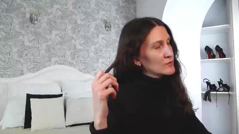 Mistress Pamela online show from November 28, 2025, 12:41 pm