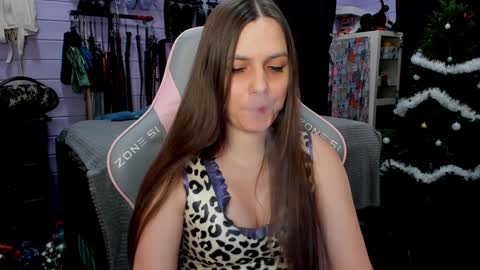 Snapshot of mistress_priest chatting on December 25, 2024, 5:26 pm Dirty Priest and Ivi online show from December 25, 2024, 5:26 pm