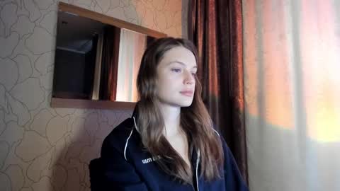 mistresselizy online show from March 4, 2025, 12:44 pm