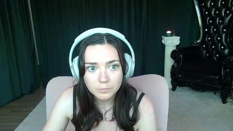 Mistress June online show from April 1, 2026, 5:54 pm