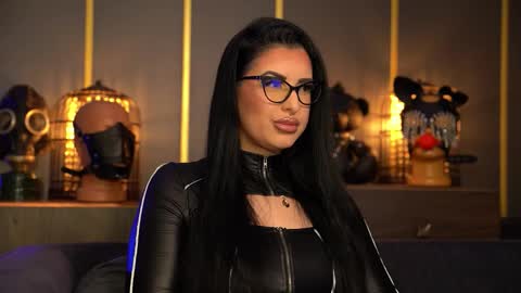 Mistress Kelly online show from February 12, 2026, 11:11 pm