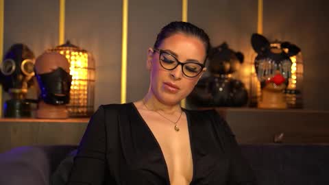 Mistress Kelly online show from March 20, 2026, 11:31 pm