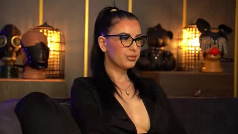 Mistress Kelly online show from March 25, 2026, 11:22 pm