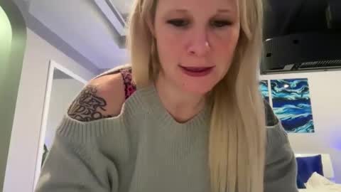 Mistress Kora Bell online show from February 3, 2025, 2:58 am