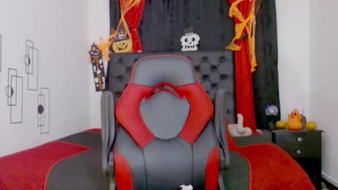 Mistresslombana online show from October 7, 2025, 5:59 am