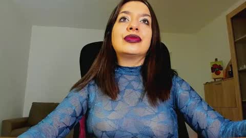 Snapshot of mistressmichelle5 chatting on May 31, 2026, 10:22 am YourGoddessM online show from May 31, 2026, 10:22 am