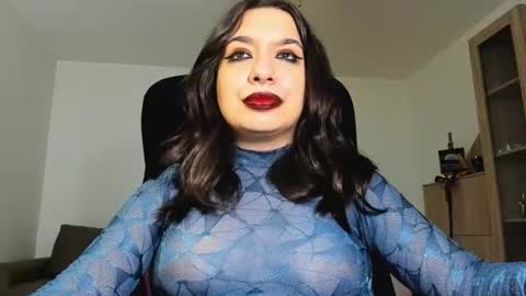 Snapshot of mistressmichelle5 chatting on June 28, 2026, 10:32 am YourGoddessM online show from June 28, 2026, 10:32 am