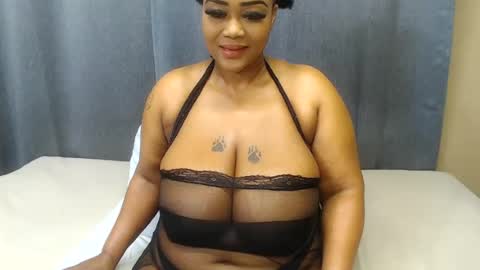 Snapshot of mistressofmelons chatting on July 30, 2026, 6:12 am MistressOfMelons online show from July 30, 2026, 6:12 am