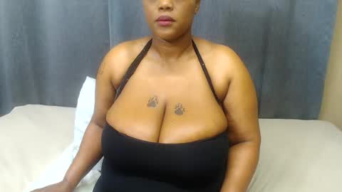 Snapshot of mistressofmelons chatting on July 31, 2026, 6:57 am MistressOfMelons online show from July 31, 2026, 6:57 am