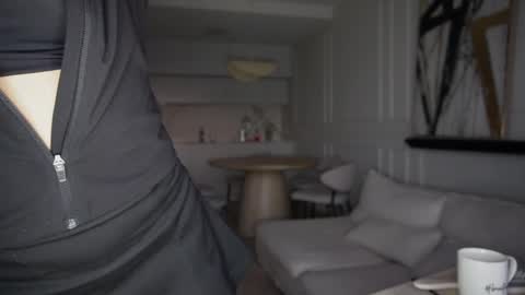 mistressuniverse online show from March 5, 2025, 4:35 pm