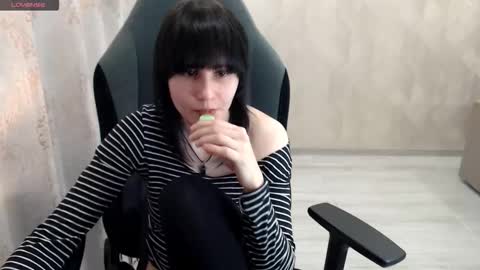 misty_dark online show from October 7, 2025, 10:34 am