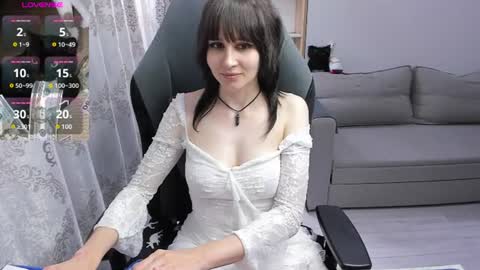 Snapshot of misty_dark chatting on July 10, 2026, 4:06 am misty_dark online show from July 10, 2026, 4:06 am