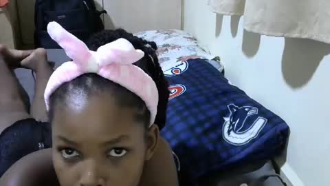 misty_shee online show from March 10, 2025, 9:40 pm
