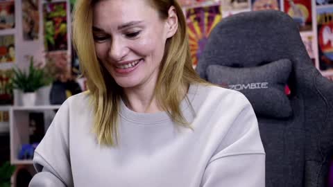 MistyBarnes NONUDE MODEL online show from December 8, 2024, 5:33 pm