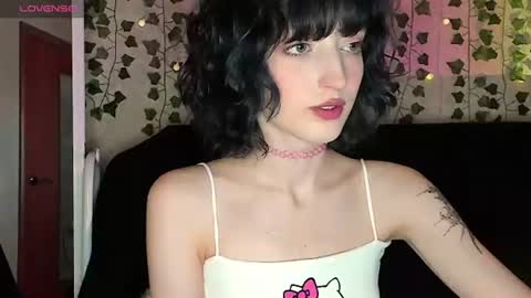 Snapshot of mistyverse chatting on June 16, 2026, 11:57 am Misty - mistymarlow online show from June 16, 2026, 11:57 am