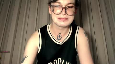 Snapshot of mitia_d chatting on June 27, 2026, 3:39 pm Mitya online show from June 27, 2026, 3:39 pm