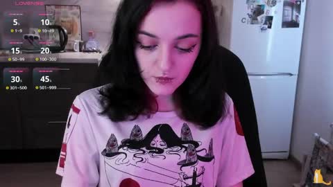 lina. online show from May 12, 2026, 6:54 am
