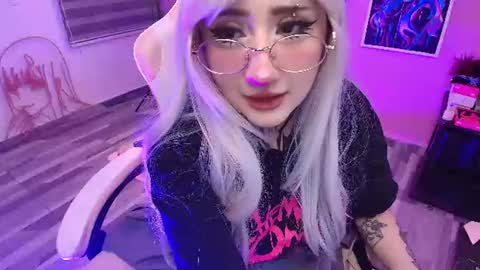 Miwa Violet  online show from June 13, 2026, 1:47 am